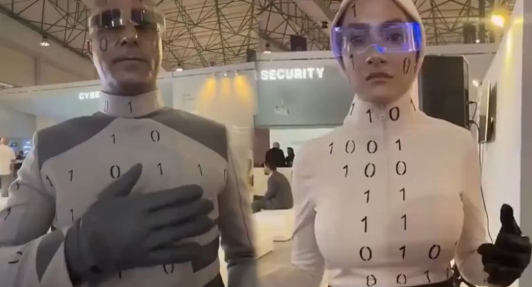 İrandakı "robotlar" insan çıxdı - Video