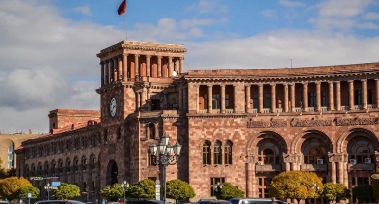 Ermənistan hökuməti Qarabağ danışıqlarına dair sənədləri dərc edib