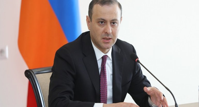 Qriqoryan: İrəvan və Bakı tərəfindən sülh sazişinin paraflanması Qafqazdakı atmosferi dəyişib