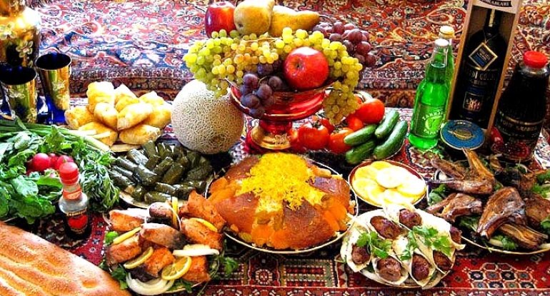 Qışda niyə daha çox yemək istəyirik? - Həkimdən AÇIQLAMA