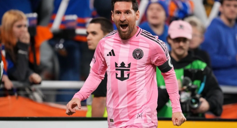 Messi karyerasında 48-ci kuboku qazanıb
