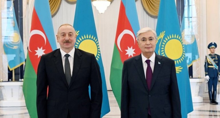 Kasım-Jomart Tokayev İlham Əliyevi təbrik edib