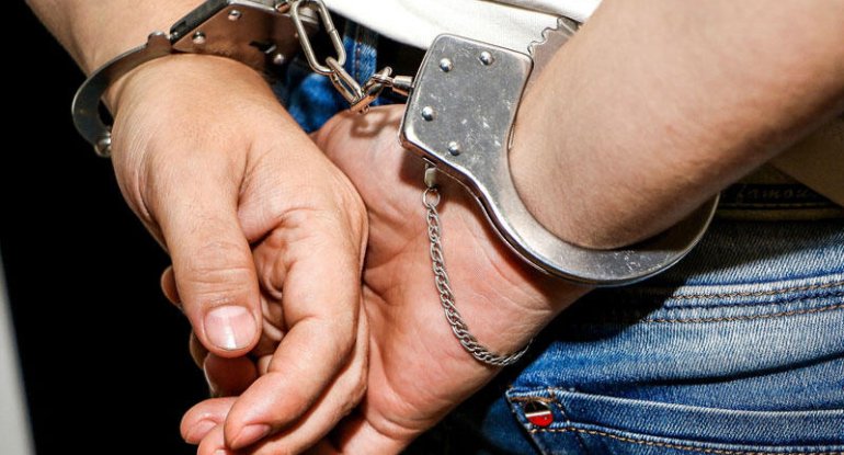 Körpəsinin ölümünə səbəb olan ata 30 il həbs cəzası aldı