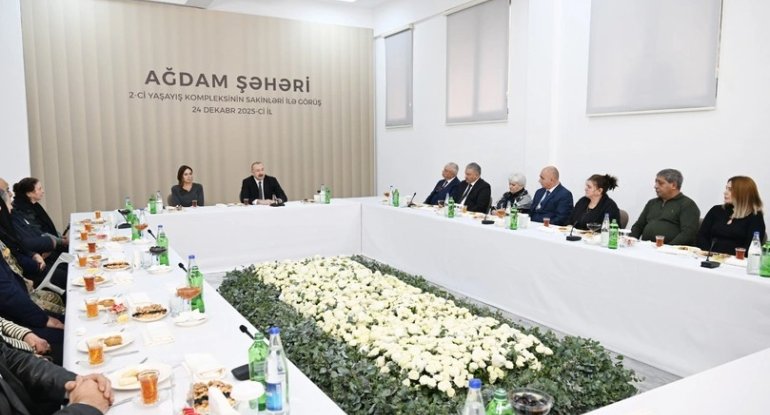 Dövlət başçısı: Şəhidlərimizi, Xocalı qurbanlarını, digər günahsız insanların həlak olmasını heç vaxt unuda bilmərik