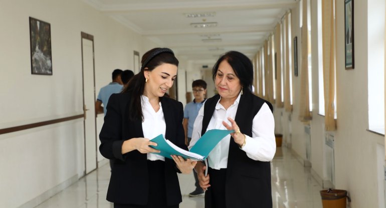 Bakıda müəllimlərin orta aylıq əməkhaqqı açıqlandı