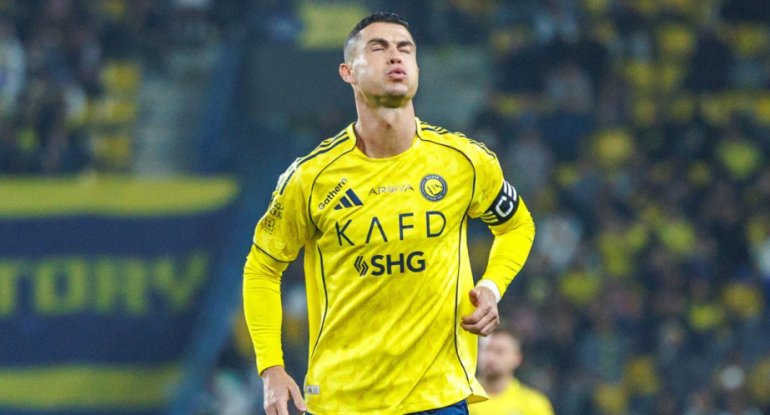Ronaldo ilk dəfə ənənəsinə sadiq qalmadı
