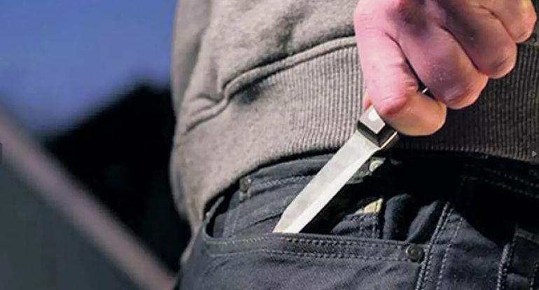 Cəlilabadda 17 yaşlı oğlan bıçaqlandı