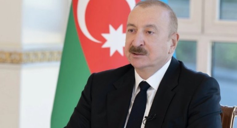 Dövlət başçısı: Elmi inkişaf etdirmək istəyiriksə, islahatlara getməliyik