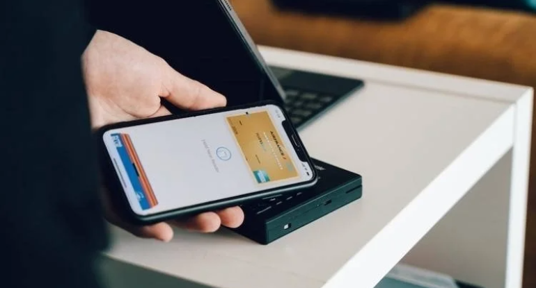 Bakı metrosunda NFC ilə ödənişlərin payı artdı