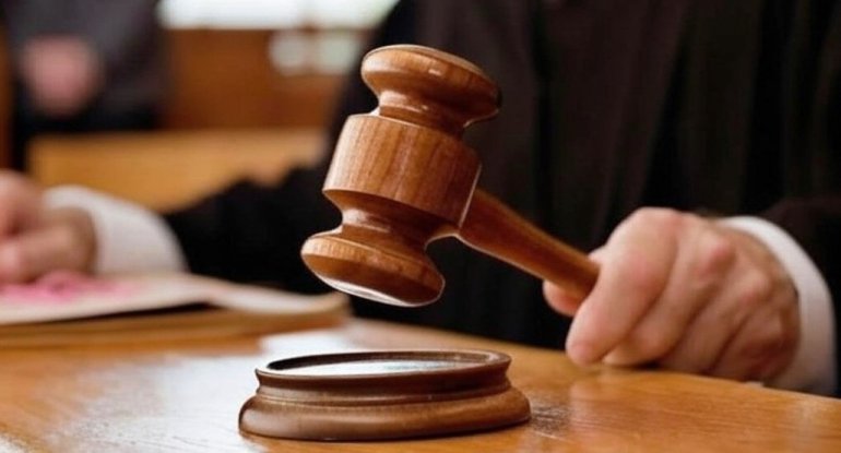 Bank kartlarından pul oğurlayanlara&nbsp;ağır cəza verildi