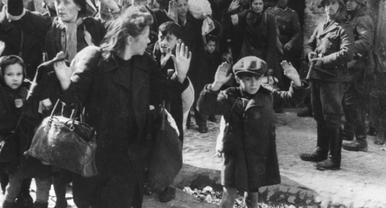 Qəza, əzab, xəstəlik - qaraçılar nasistlərə lənət yağdırıblar və bəziləri ona düçar olub