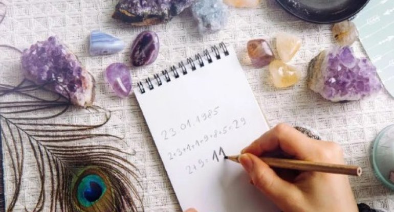 2026-cı il kimlərin həyatını dəyişəcək: doğum tarixinə görə numeroloji PROQNOZ