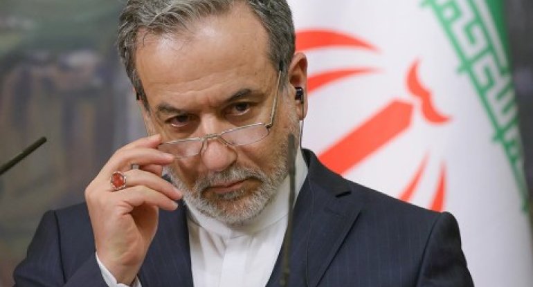 İran xarici işlər nazirinin Davosda çıxışı ləğv edildi
