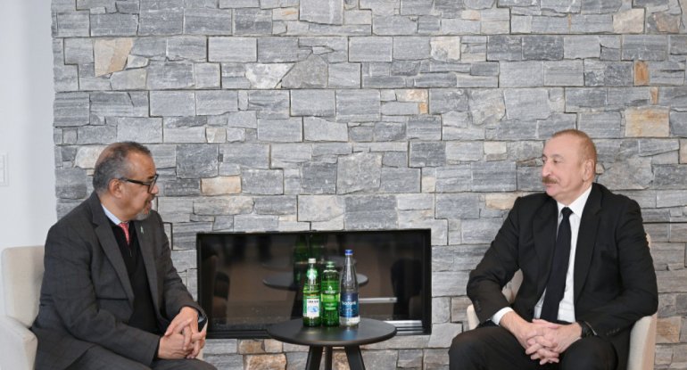 İlham Əliyev Davosda ÜST-ün Baş direktoru ilə görüşüb