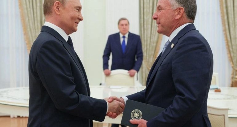 Trampın xüsusi elçisi&nbsp;Kremldə Putinlə danışıqlar aparır