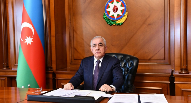 Əli Əsədov yeni qərar imzalayıb