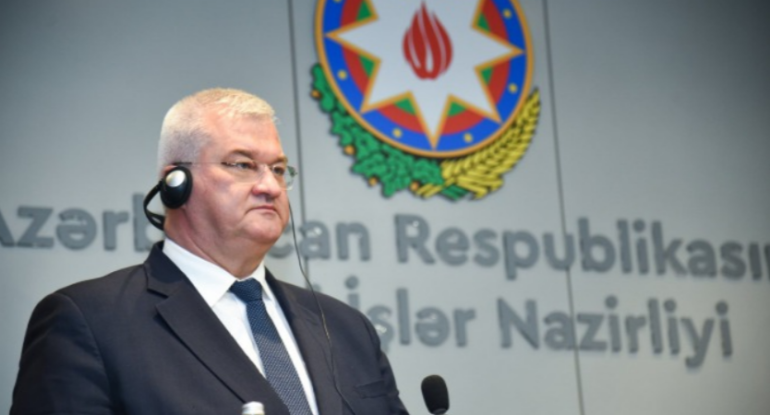 Nazir: Ağ Ev Kiyev və Kremllə iki ayrı sülh müqaviləsi imzalayacaq