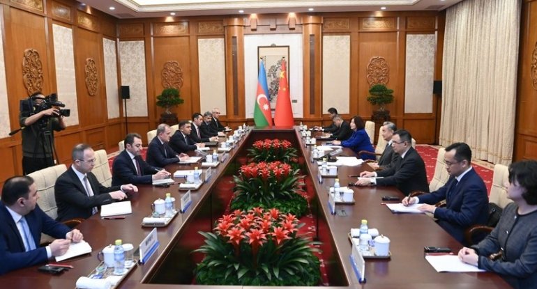 Azərbaycanla Çinin XİN rəhbərləri regional və beynəlxalq prosesləri müzakirə ediblər - YENİLƏNİB