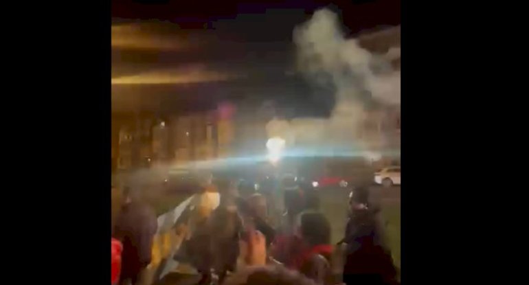 Liverpulda &ldquo;Qarabağ&rdquo;a möhtəşəm dəstək - GÖRÜNTÜLƏR