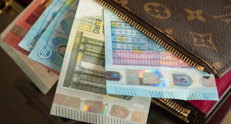 Azərbaycan Mərkəzi Bankının valyuta məzənnələri (30.01.2026)