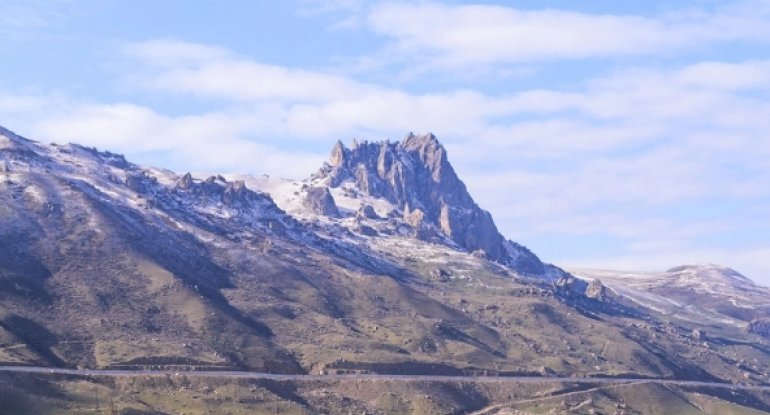 Beşbarmaqda qədim karvansaray aşkarlanıb - FOTO