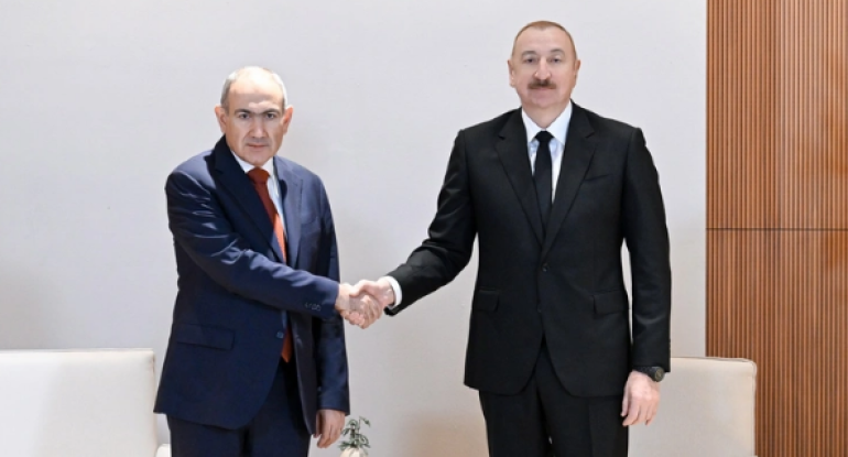 İlham Əliyevlə Nikol Paşinyan sabitliyin möhkəmləndirilməsi üçün hazır olduqlarını təsdiqləyiblər