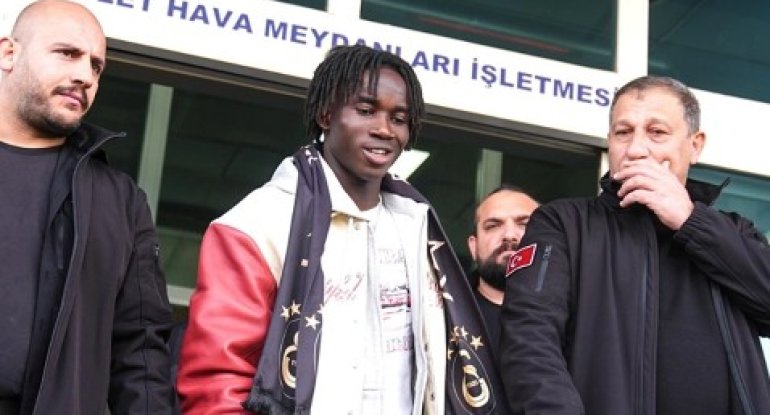 "Qalatasaray"ın yeni transferi İstanbula çatdı