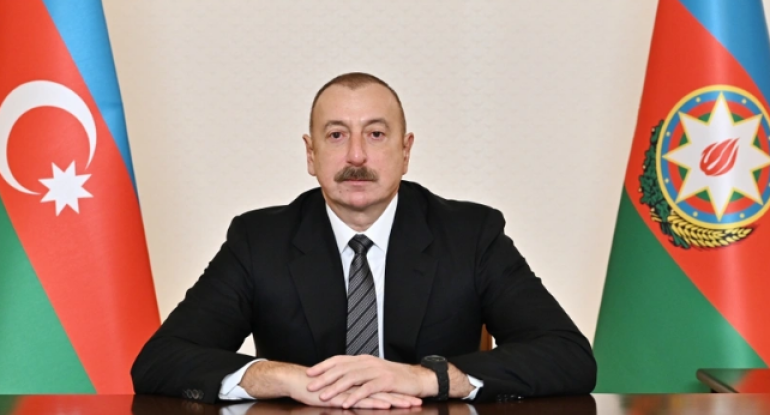 Prezidentin sosial media səhifələrində BƏƏ-yə işgüzar səfərindən video paylaşılıb