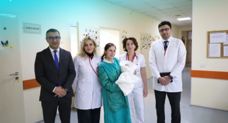 Bakıda 540 qram çəkidə doğulan körpə xilas edilib - VİDEO