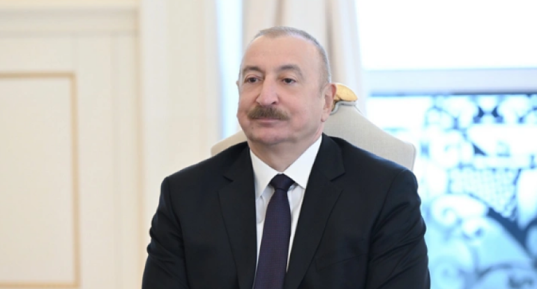 İlham Əliyev İranın müdafiə nazirinə: Azərbaycan bölgədə yaranmış vəziyyətdən narahatdır