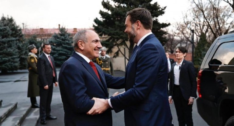 Paşinyan ABŞ-nin vitse-prezidenti ilə görüşüb