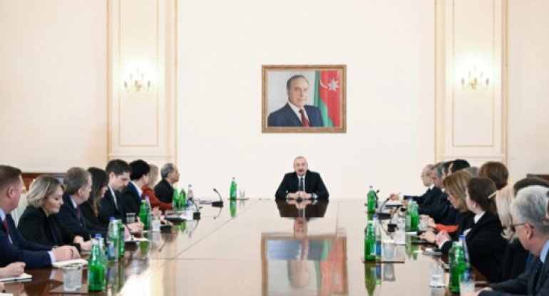 İlham Əliyev ABŞ Ticarət Palatasının nümayəndə heyətini qəbul edib