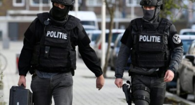 Niderland polisi TikTok-da İŞİD-i təbliğ edən 15 nəfəri saxlayıb
