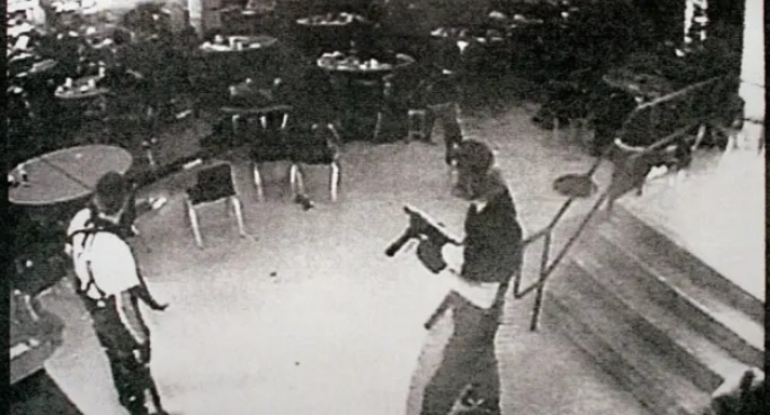 Məktəbdə qətliam: 10 ölü, onlarla yaralı - Kanadada