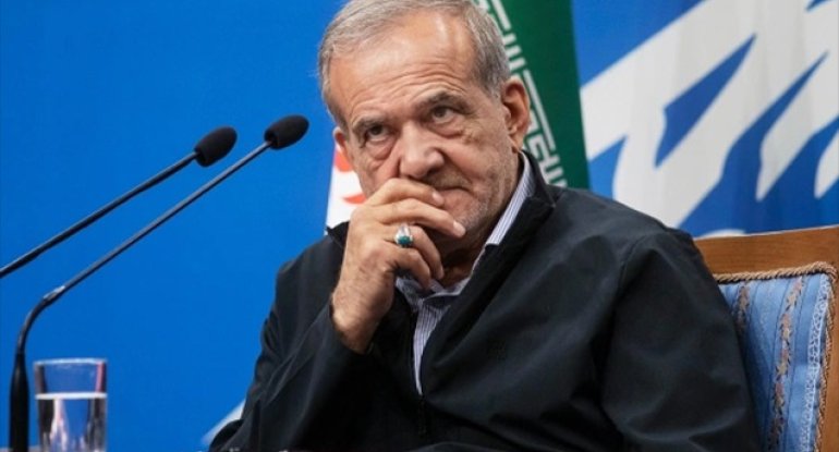 &ldquo;Əgər gənclərimiz küçələrə çıxıblarsa, günah bizdədir&rdquo; - Pezeşkian