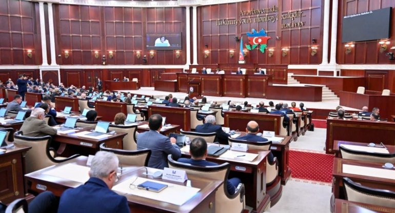 Deputatlar Böyük Şəhər Bələdiyyələrinin yaradılmasını təklif edir