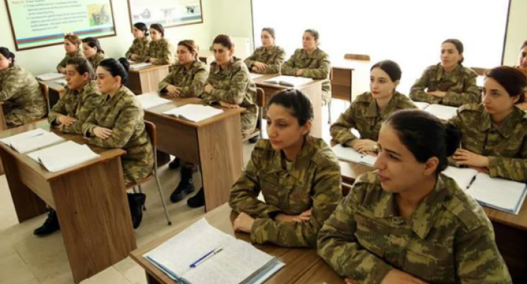 Onların hərbi xidmət müddəti altı dəfə azaldılır - Qanuna dəyişiklik