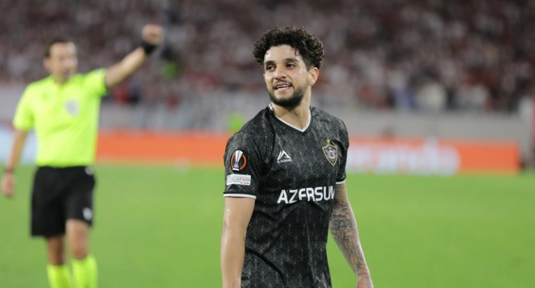 "Qarabağ"ın futbolçusuna iki oyunluq cəza verildi