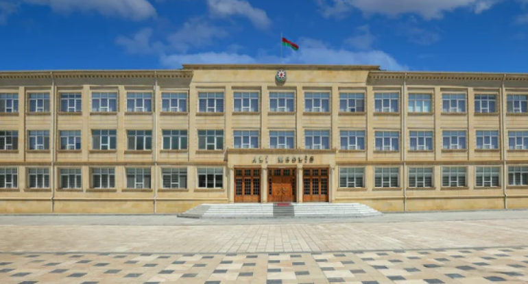 Naxçıvan Ali Məclisi deputatlarının köməkçiləri olacaq