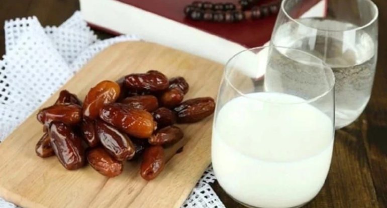 Sahurda xurma və südün 5 faydası: İsti suda isladın, sonra südə əlavə edin