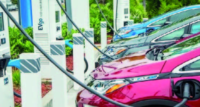 Elektromobillərin sayı artsa da, yanacaq xərcləri azalmır - Səbəb nədir?