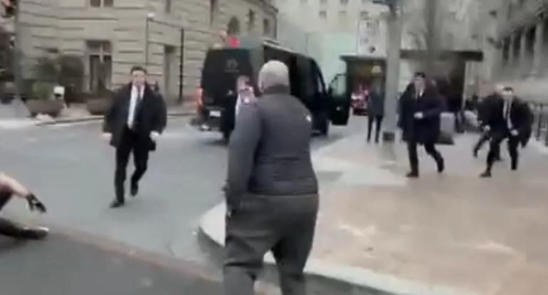 Prezidentin qaldığı hotelə hücum edənlər kimlərdir? - Qərb demokratiyasının əsl üzü - VİDEO