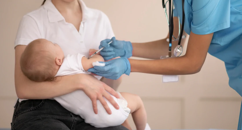 Hansı uşaqlara peyvənd vurmaq olmaz? - Pediatr açıqladı
