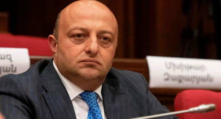 Sarkisyanın ev dustaqlığı uzadıldı