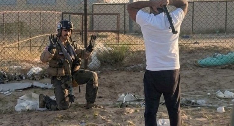 Qəribə açıqlama: ABŞ qırıcıları dostca vurulub - FOTOLAR
