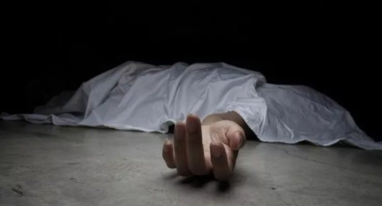 Xırdalanda FACİƏ: ailəsi evdən kişinin meyitini tapdı