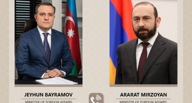 Ceyhun Bayramovla Ararat Mirzoyan arasında telefon danışığı olub