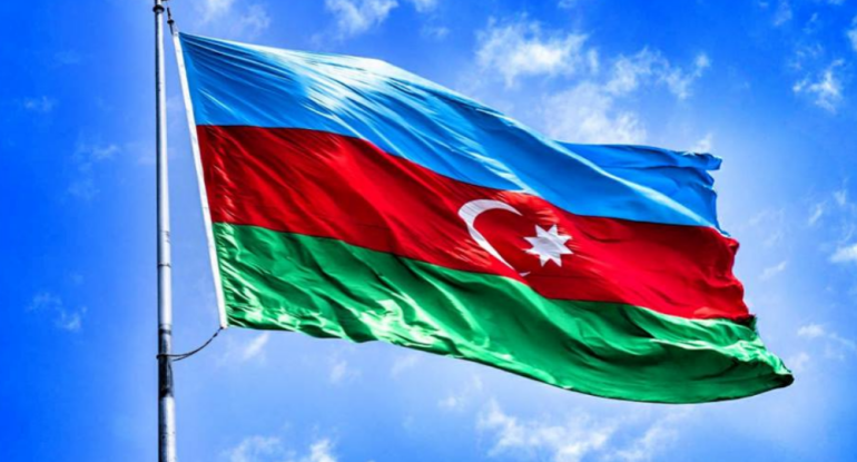 Azərbaycan İrandan diplomatik heyətini çıxarır