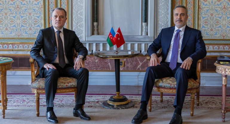 Azərbaycan və Türkiyə XİN başçıları İranın Naxçıvana dron hücumlarını qətiyyətlə pisləyiblər