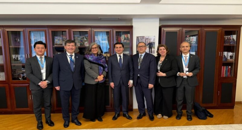 Anaklaudia Rossbax Hikmət Hacıyevlə WUF13-ə hazırlığı müzakirə edib